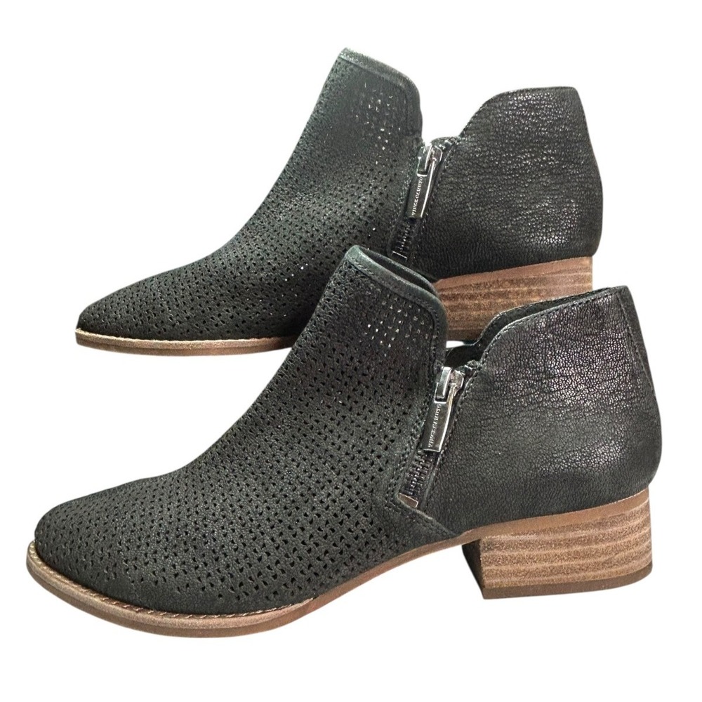 Vince Camuto Canilla Leather Ankle Boots Womens Size 7.5M Black Zipper Booties